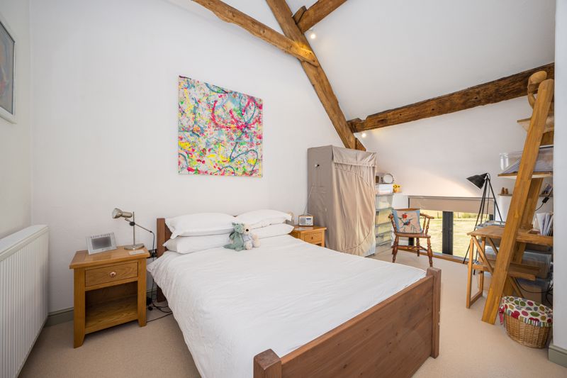 Bedroom- click for photo gallery